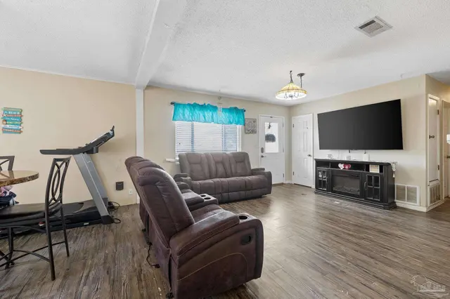 5557 Mulat Rd property photo