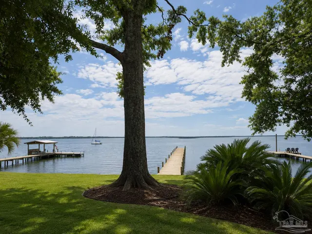 3435 Maikai Dr, Pensacola FL 32526 exterior