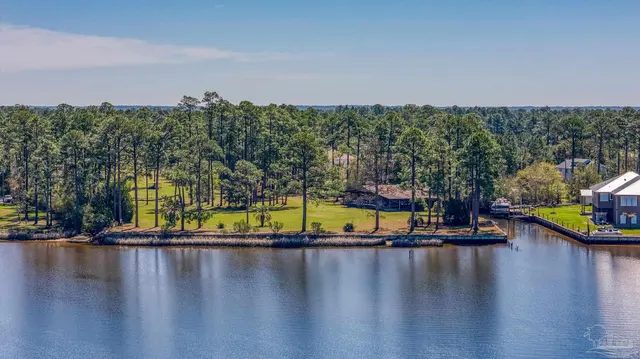 8120 Blackwater Dr property photo