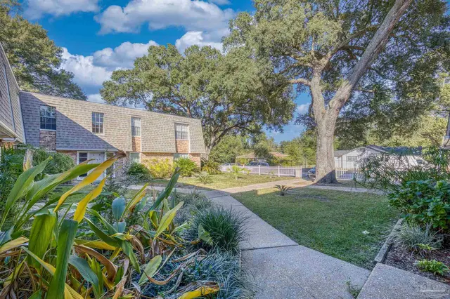 8101 Tippin Ave # D property photo