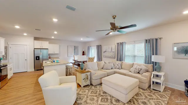 50 Maxfli Pl property photo