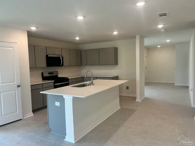 3581 Bay Magnolia Way property photo