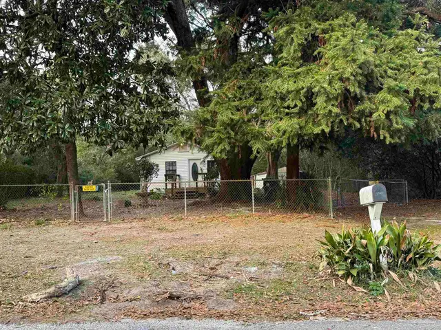 1510 Acorn Ln property photo