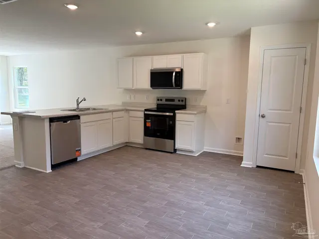 5705 Meadow Rd property photo