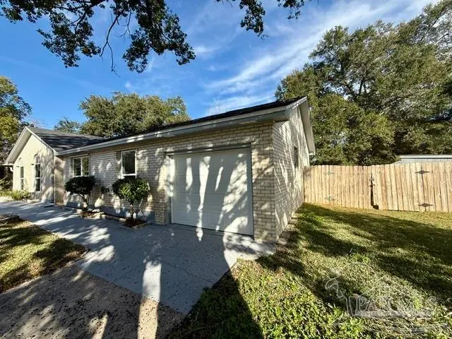 4184 Aqua Vista Dr property photo