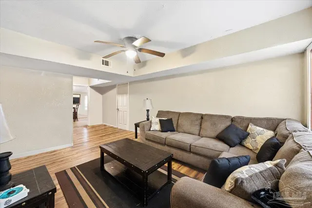 6480 Gaynell Ave property photo