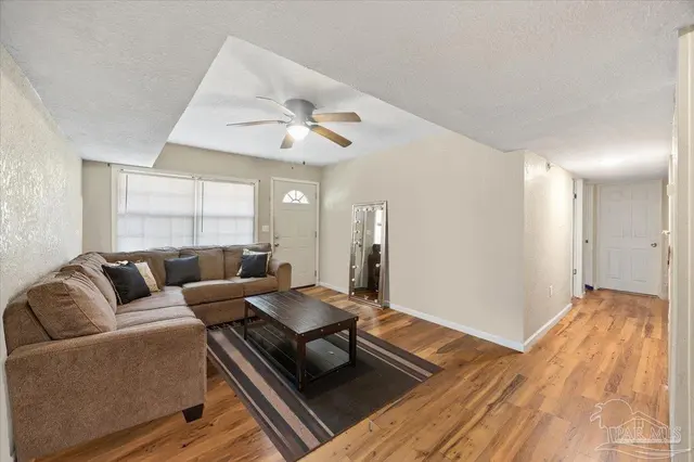 6480 Gaynell Ave property photo