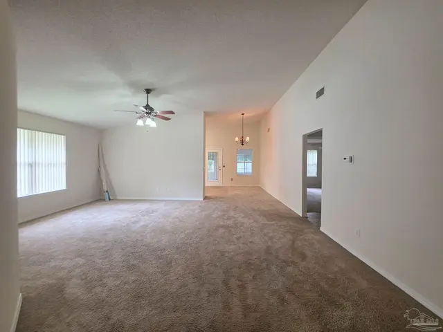7960 Cayenne Way property photo