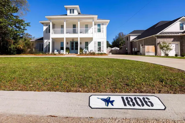 1806 Hernandez St property photo