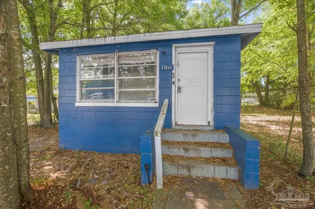 1011 Hatton St property photo
