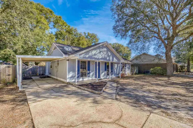 3936 Elmcrest Dr property photo