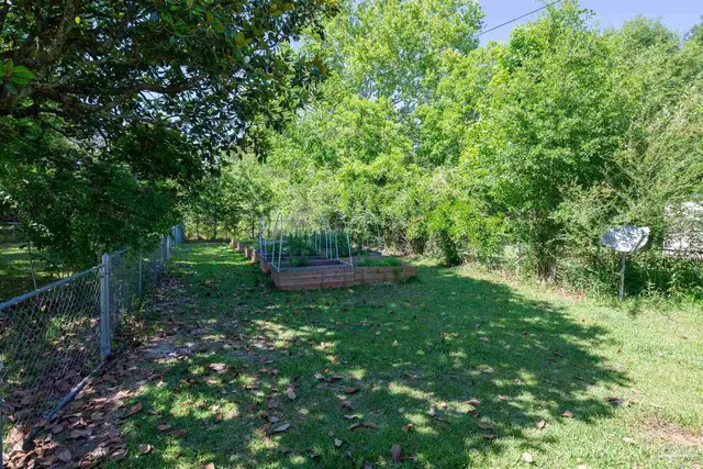 2280 Hwy 97 property photo