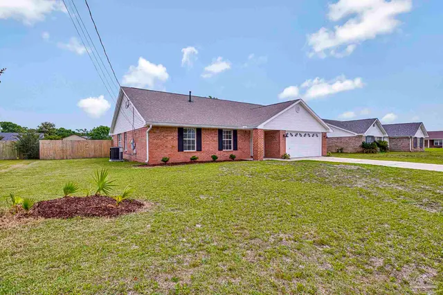 4026 Shorewood Dr property photo