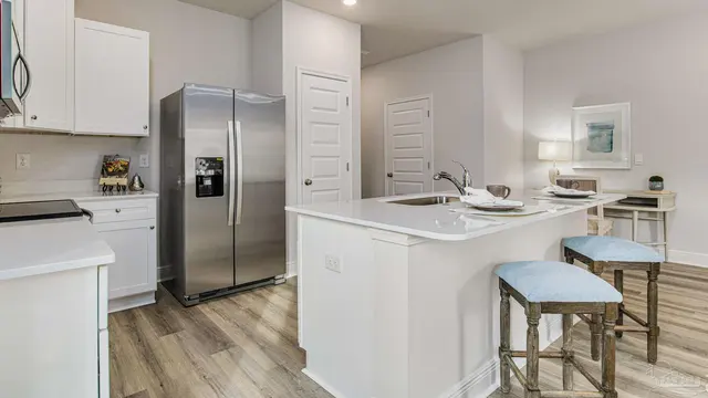 8557 Midtown Ct property photo