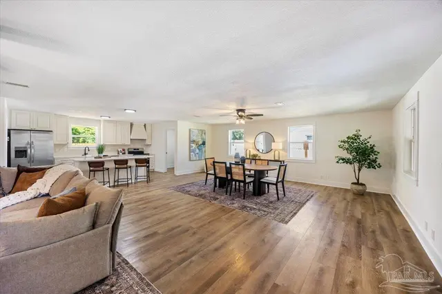 3100 Lloyd St property photo