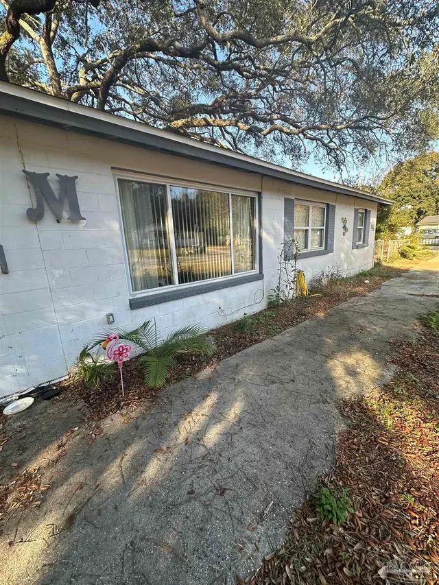 701 Montclair Rd property photo