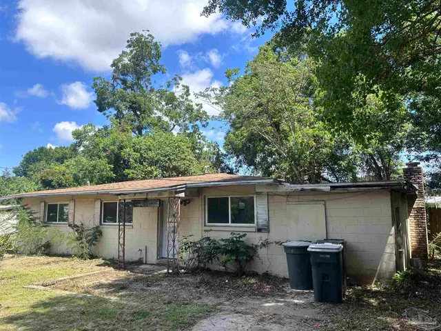5040 Fairfield Dr property photo