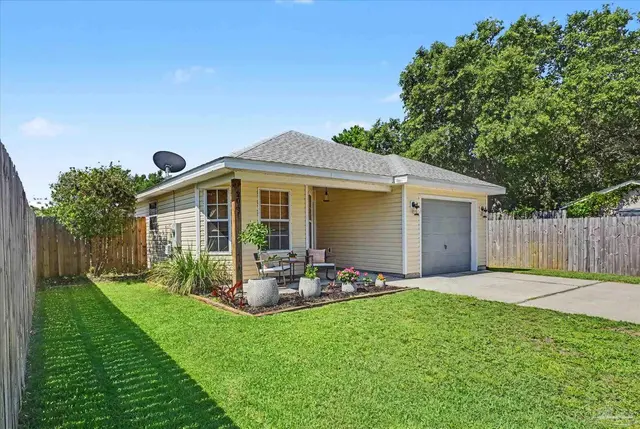 2061 Bright Water Dr property photo