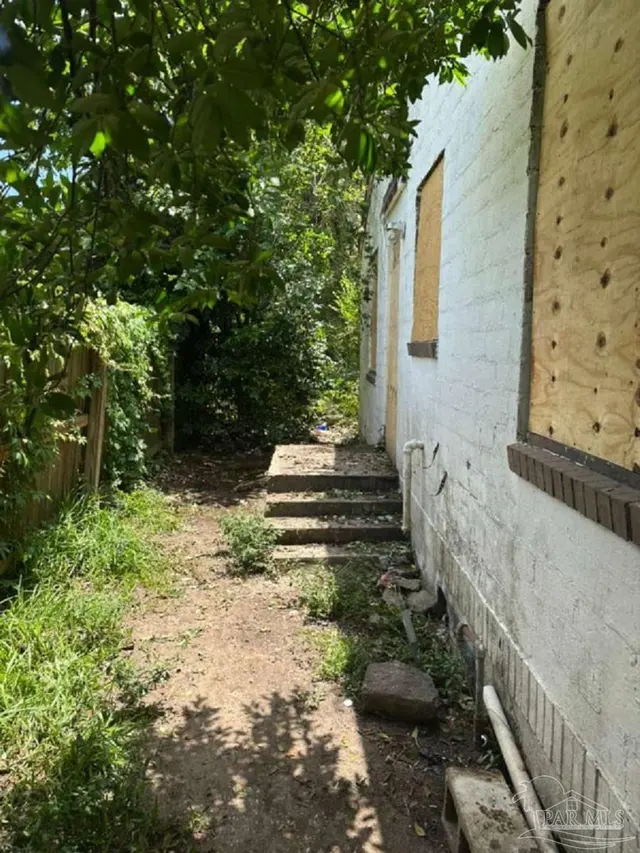 1711 Lakeview Ave property photo
