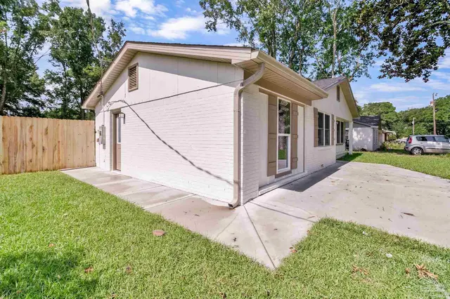 5255 Catalina St property photo