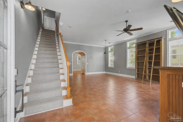144 Cevallos St property photo