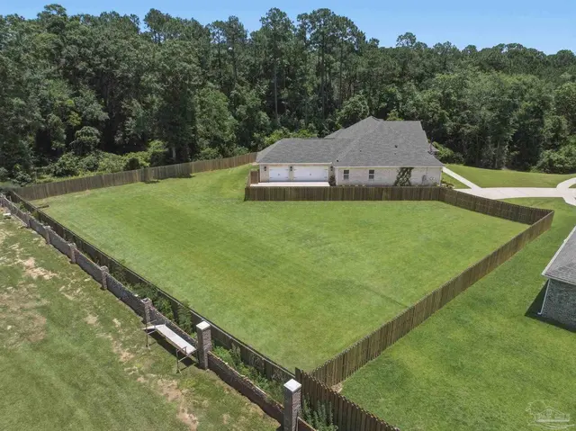 2701 Trestle Way property photo