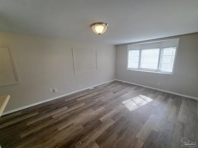 2821 Hillcrest Ave # 11 property photo