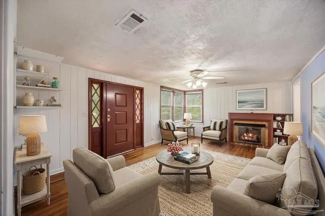 968 Burgess Rd property photo