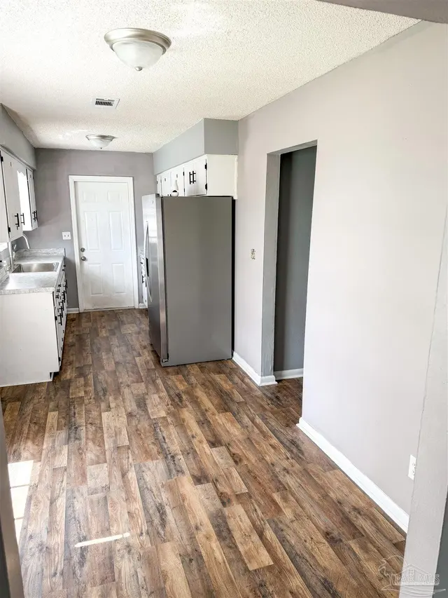 6255 Memphis Ave property photo