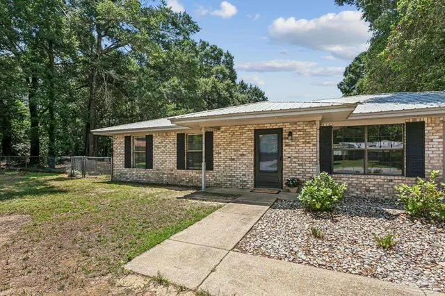 5389 Camille Gardens Cir property photo