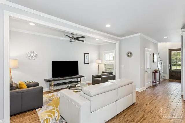 1445 Cross St property photo