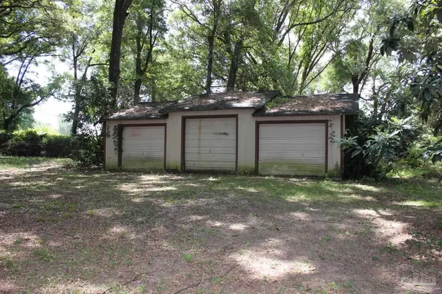 6691 Wonderlake Rd property photo