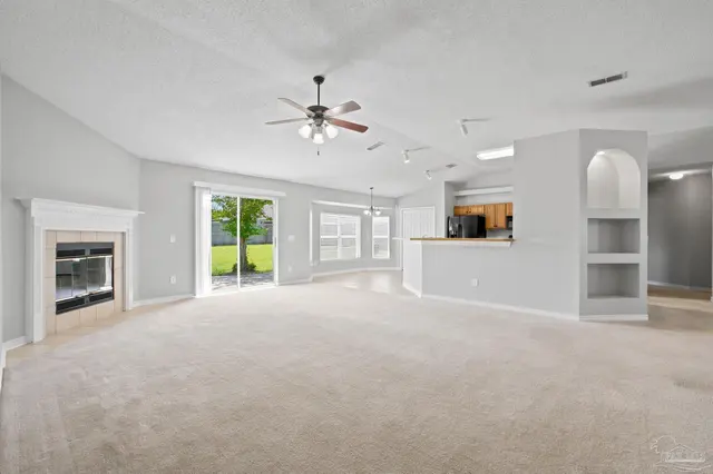 7043 Season Dr property photo