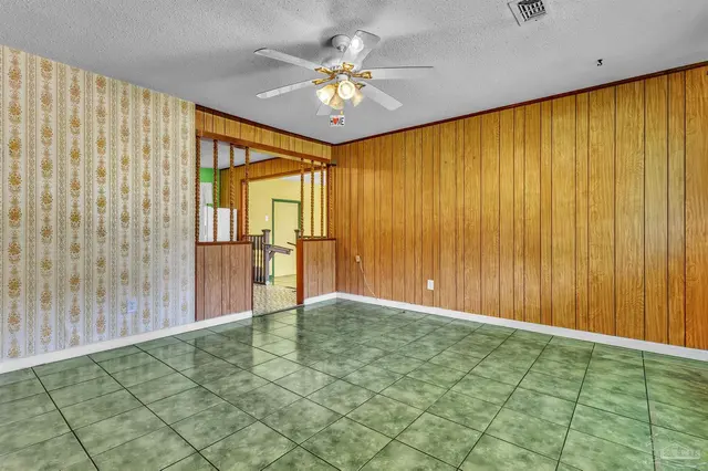 910 Bartow Ave property photo