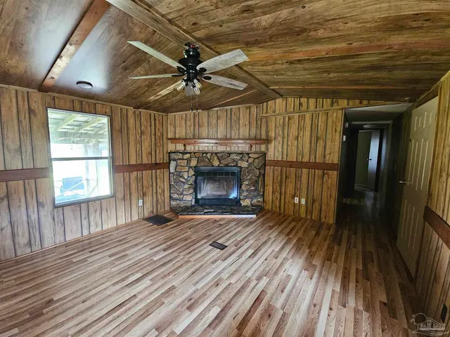 5131 Spencer Field Rd property photo