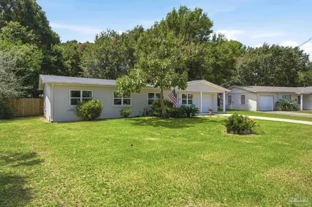 225 Madison Dr property photo