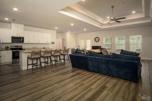 6549 Captiva Dr property photo