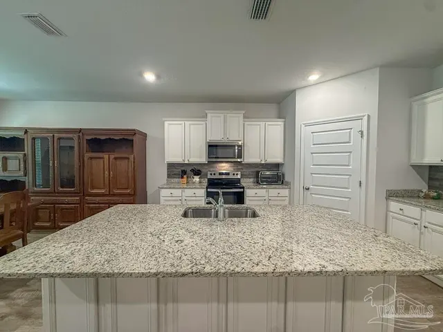 7994 Burnside Loop property photo