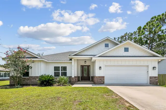 2475 Houston Cir property photo