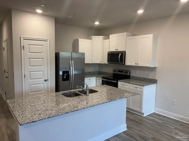 1202 Fairchild Village Dr property photo