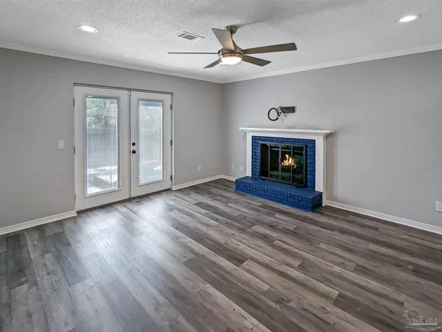 1313 Foxborough Dr property photo