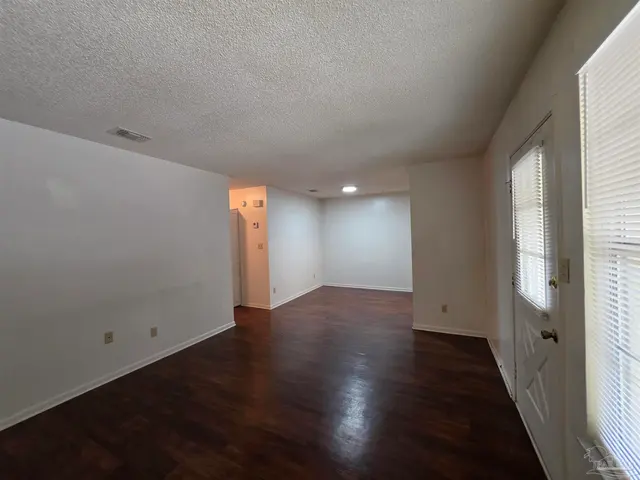 6288 Hamilton Bridge Rd # 304 property photo