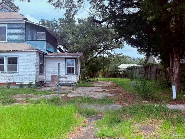 804 Lee St property photo