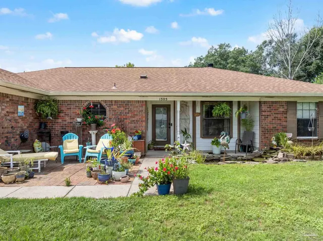 1305 Little Creek Cir property photo