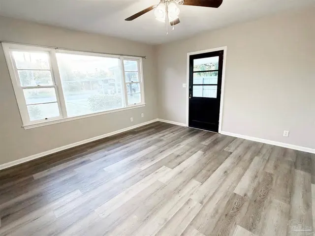 240 Callaway Ave property photo