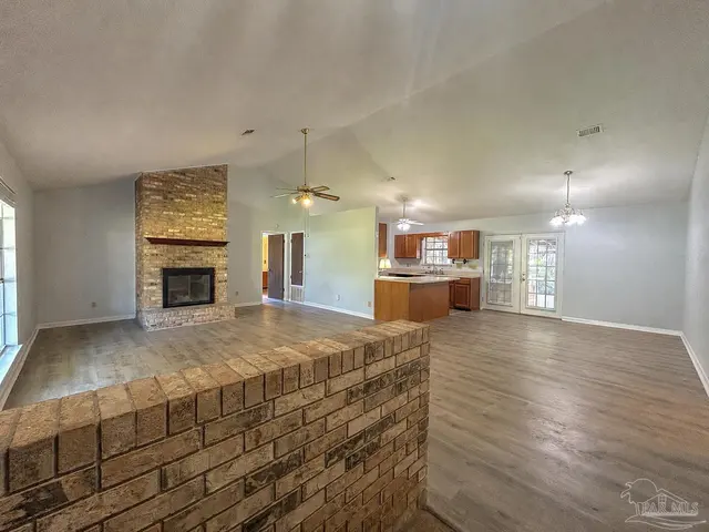 8047 Charter Oaks Dr property photo