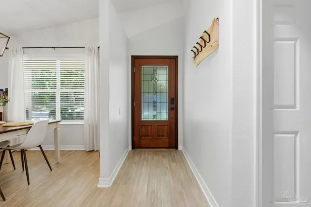 10065 Foxrun Rd property photo