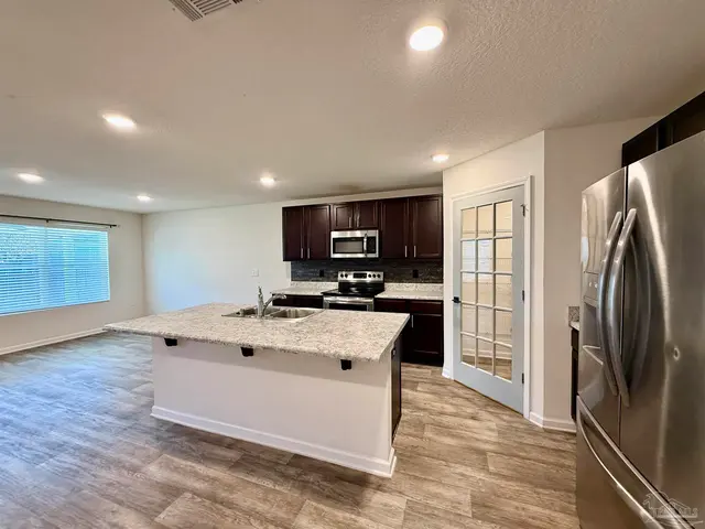 6420 Churchill Cir property photo