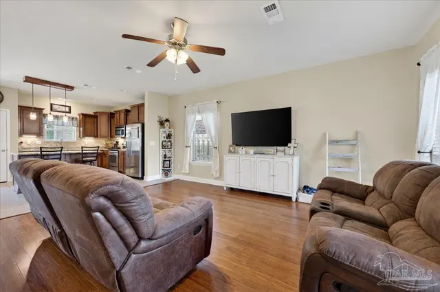 1819 Waterford Sound Blvd property photo