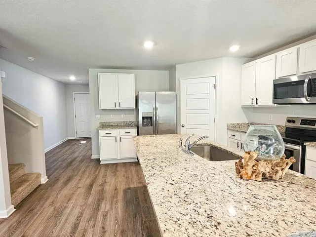 6359 Burrow Ln property photo